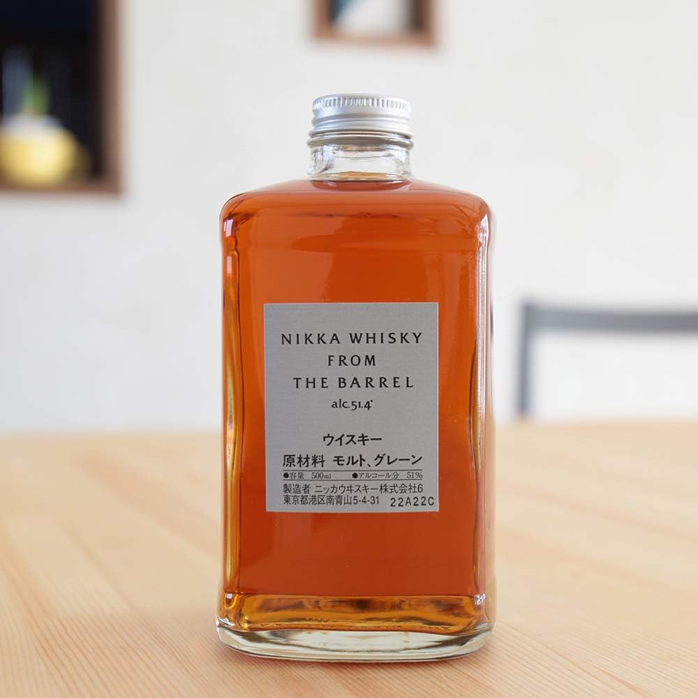 Detalle 2 de Nikka Whisky Japonés From The Barrel 🥃 - 500 ml