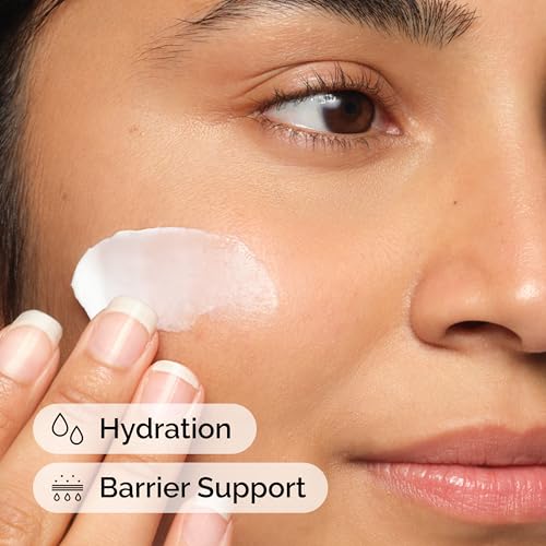 Detalle 2 de The Ordinary Natural Moisturizing Factors + Hyaluronic Acid: Lightweight Hydrator for Skin Barrier Support