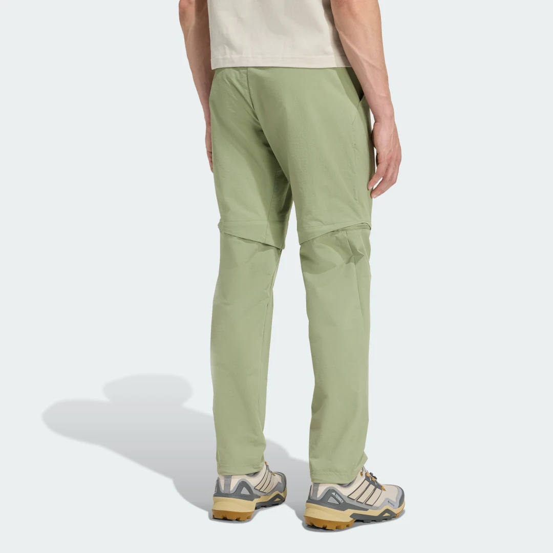 Detalle 2 de Pantalón Terrex Multi Zip-Off de Adidas: versatilidad para actividades al aire libre