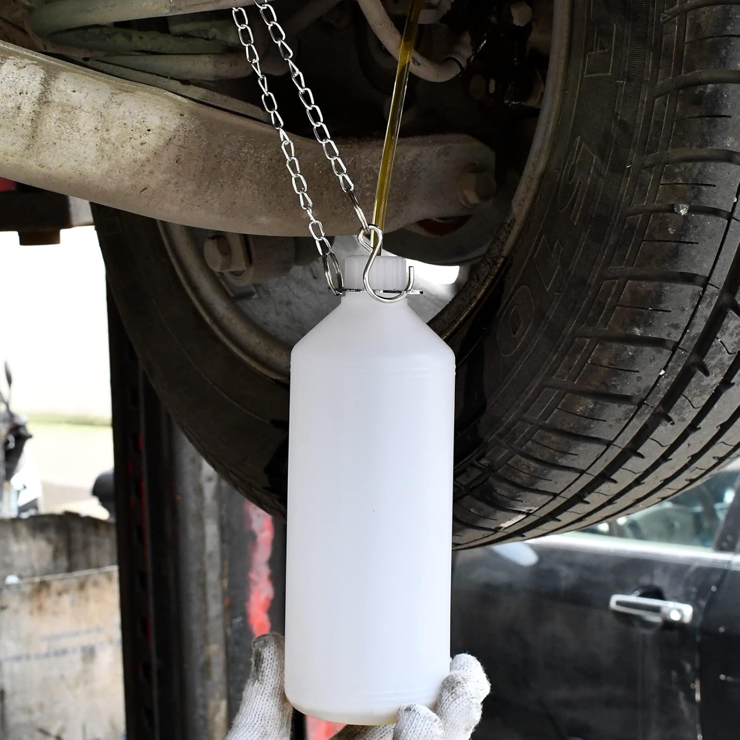 Detalle de SMOTIVEPRO Brake Bleeding Kit: 3L Manual Bleeder with 1L Bottle and E20 Master Cylinder Adapter
