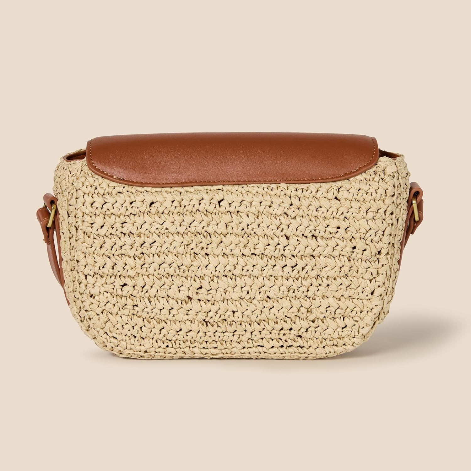 Detalle 2 de Amazon Essentials Women's Vegan Leather Crossbody Flap Bag with Adjustable Strap