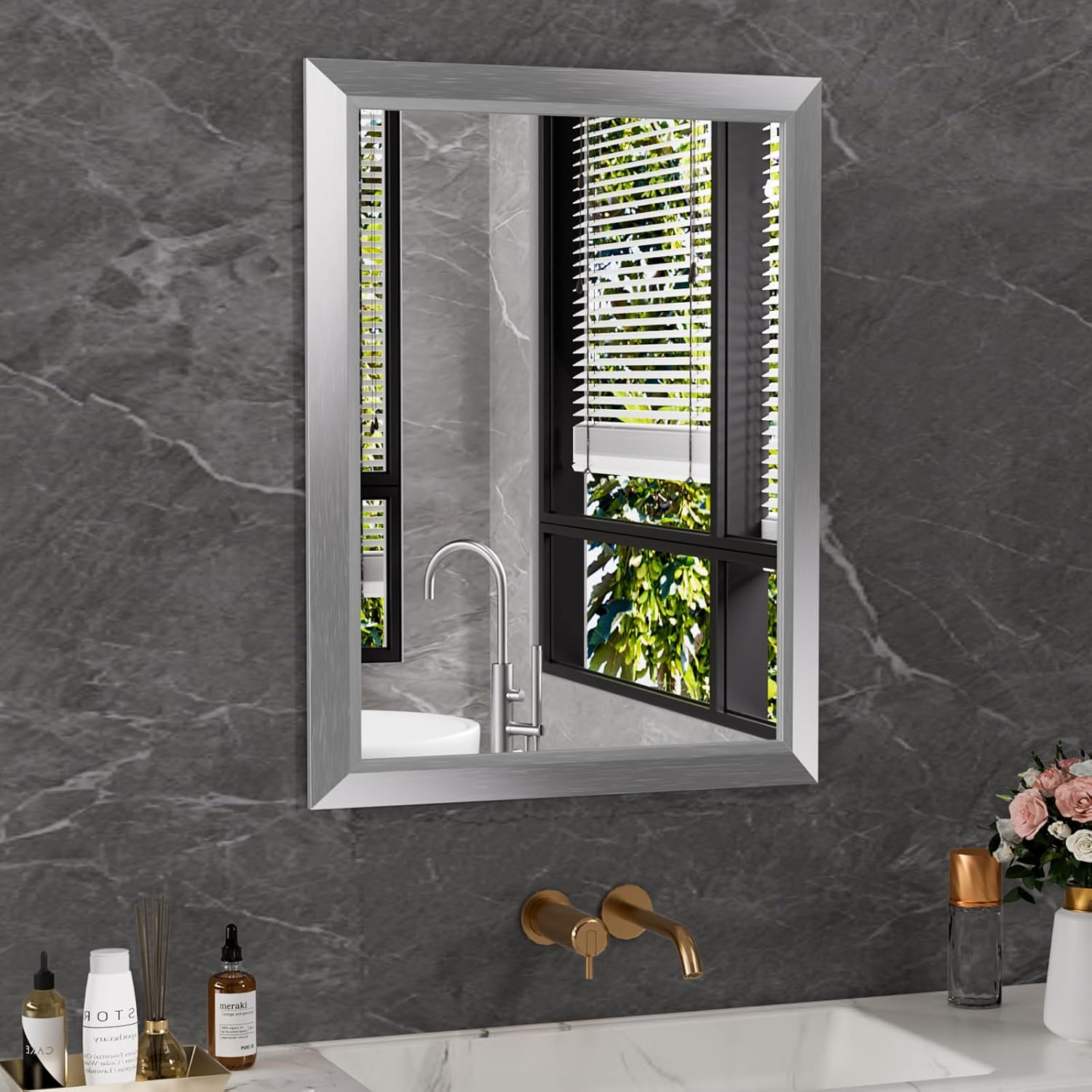 Detalle de Amorho 28x36 Inch Bathroom Mirror