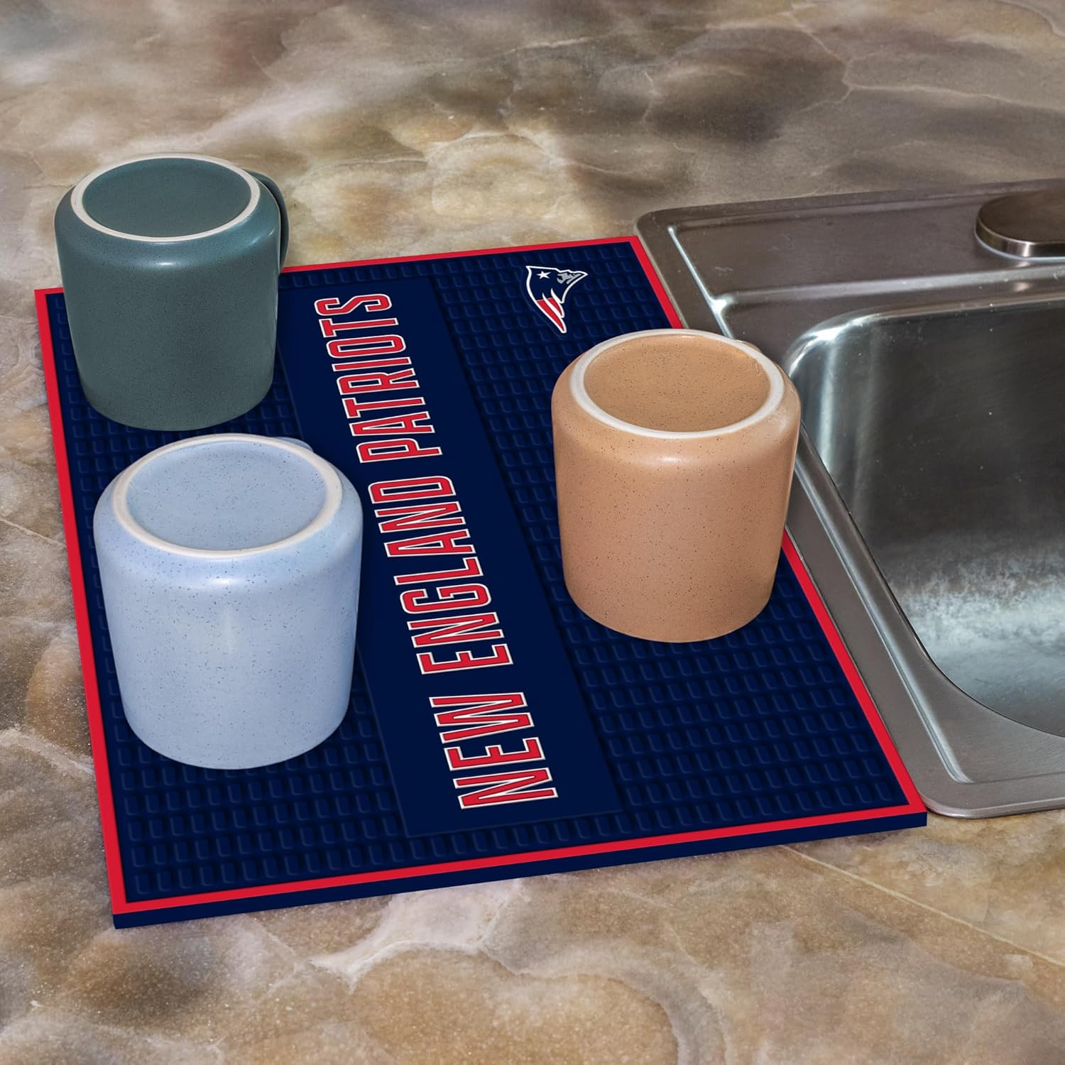 Thumbnail 2 de Rico Industries NFL Football 12" x 18" PVC Heavy Duty PVC Bar Mat for Kitchen & Home Décor