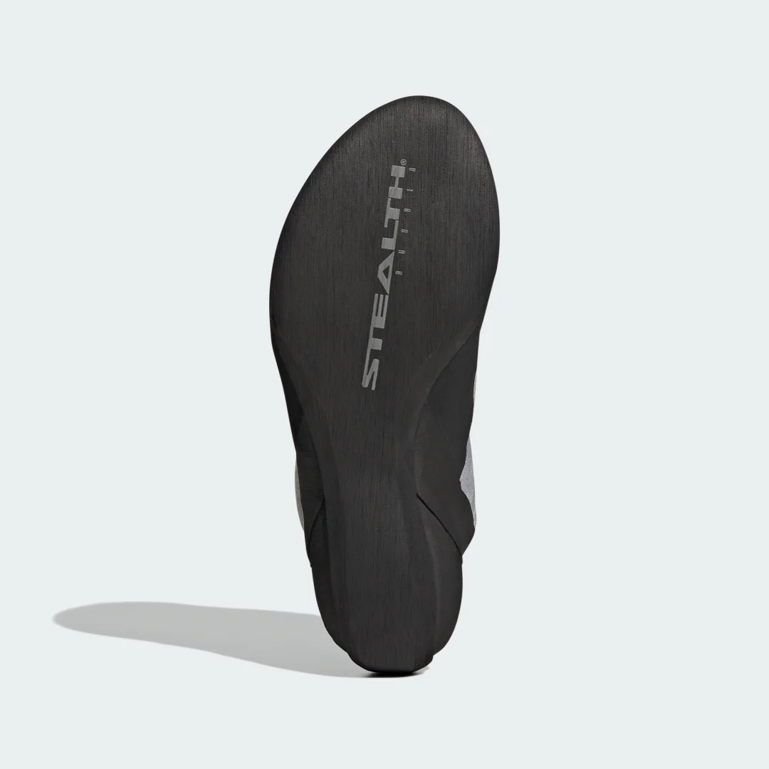 Detalle de Pie de gato Five Ten Kirigami de Adidas: guía de compra y opinión práctica