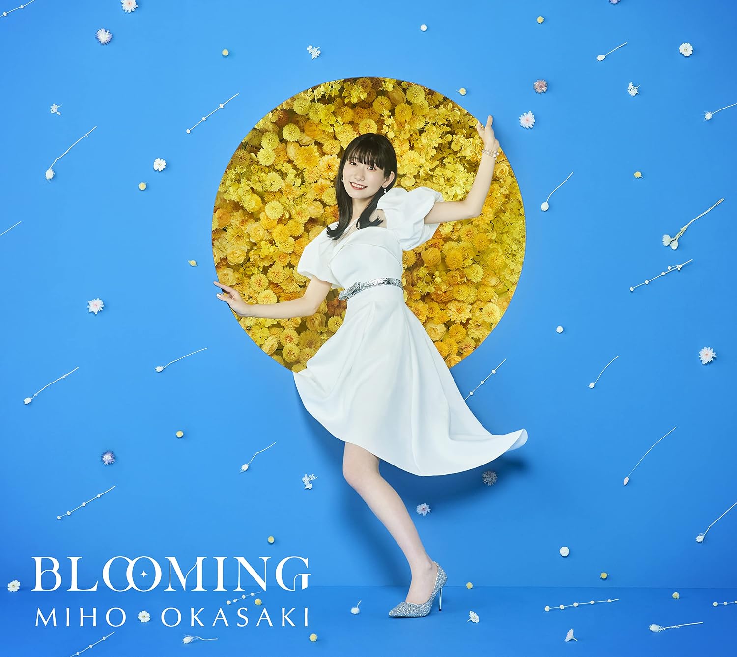 Detalle de 岡咲美保『BLOOMING』1stアルバム 「インフィニット」収録・映像付き仕様あり