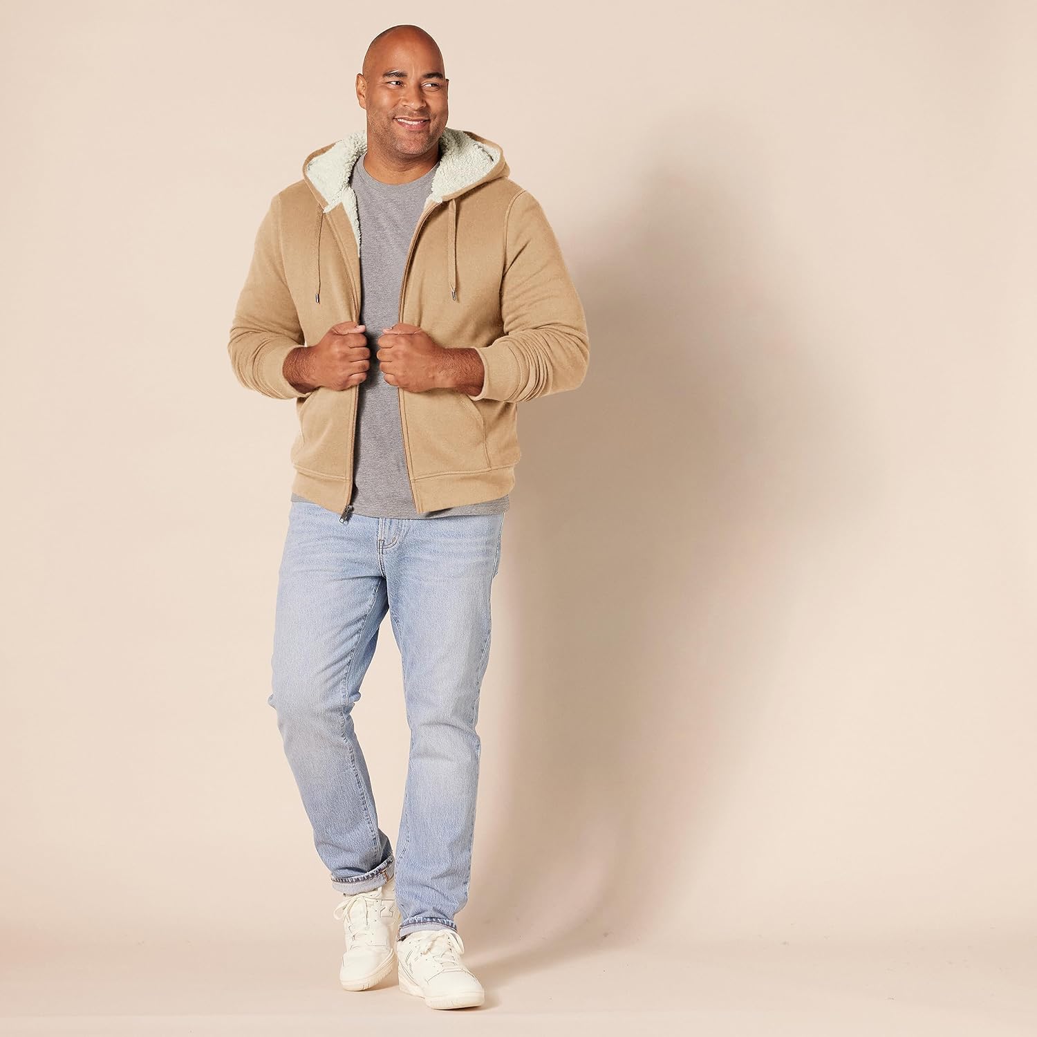 Thumbnail 6 de Amazon Essentials Men's Sherpa-Lined Full-Zip Fleece Hoodie