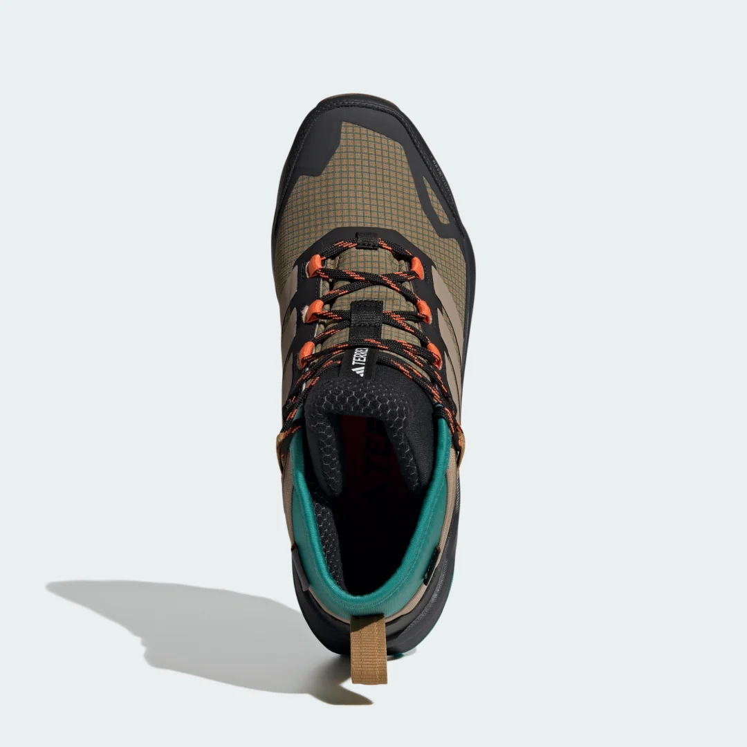 Detalle 2 de Adidas Terrex Skychaser AX5 Mid GORE-TEX CLIMAWARM+ — Bota de senderismo para rutas exigentes