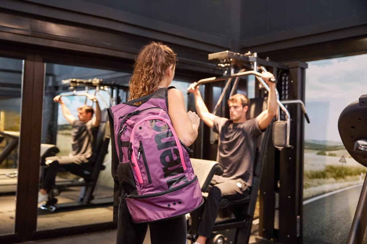 Detalle 2 de Arena Fastpack 3.0 Sac à Dos Sportif 40 L – Pour Natation, Mer et Gym