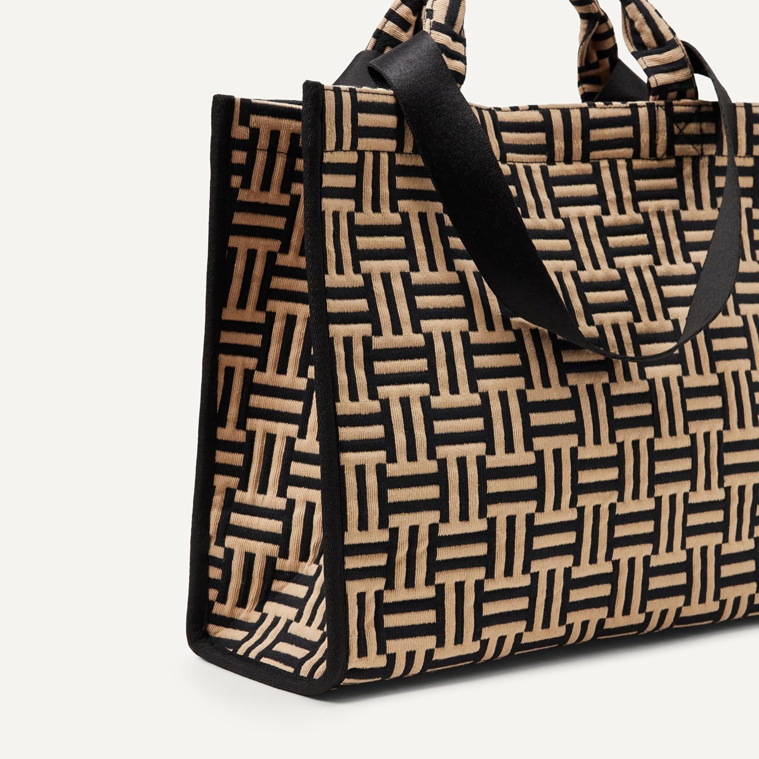Thumbnail 2 de Amazon Essentials Women's Large Jacquard Tote Bag: A practical, durable everyday tote