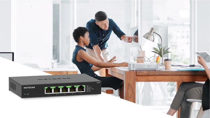Thumbnail 4 de Netgear MS305 5-Port Switch