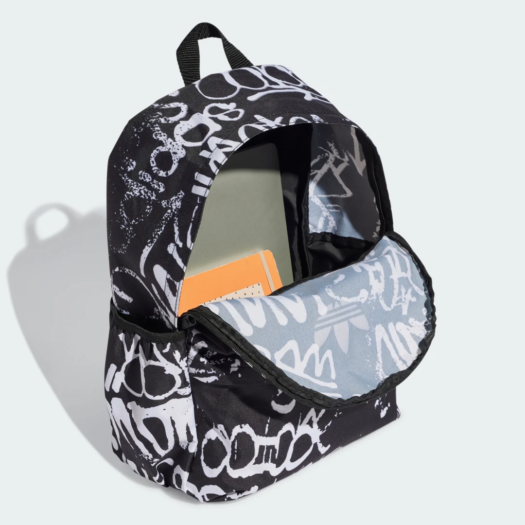 Thumbnail 3 de Mochila Graphic Classic de Adidas: estilo minimalista en Negro para uso diario