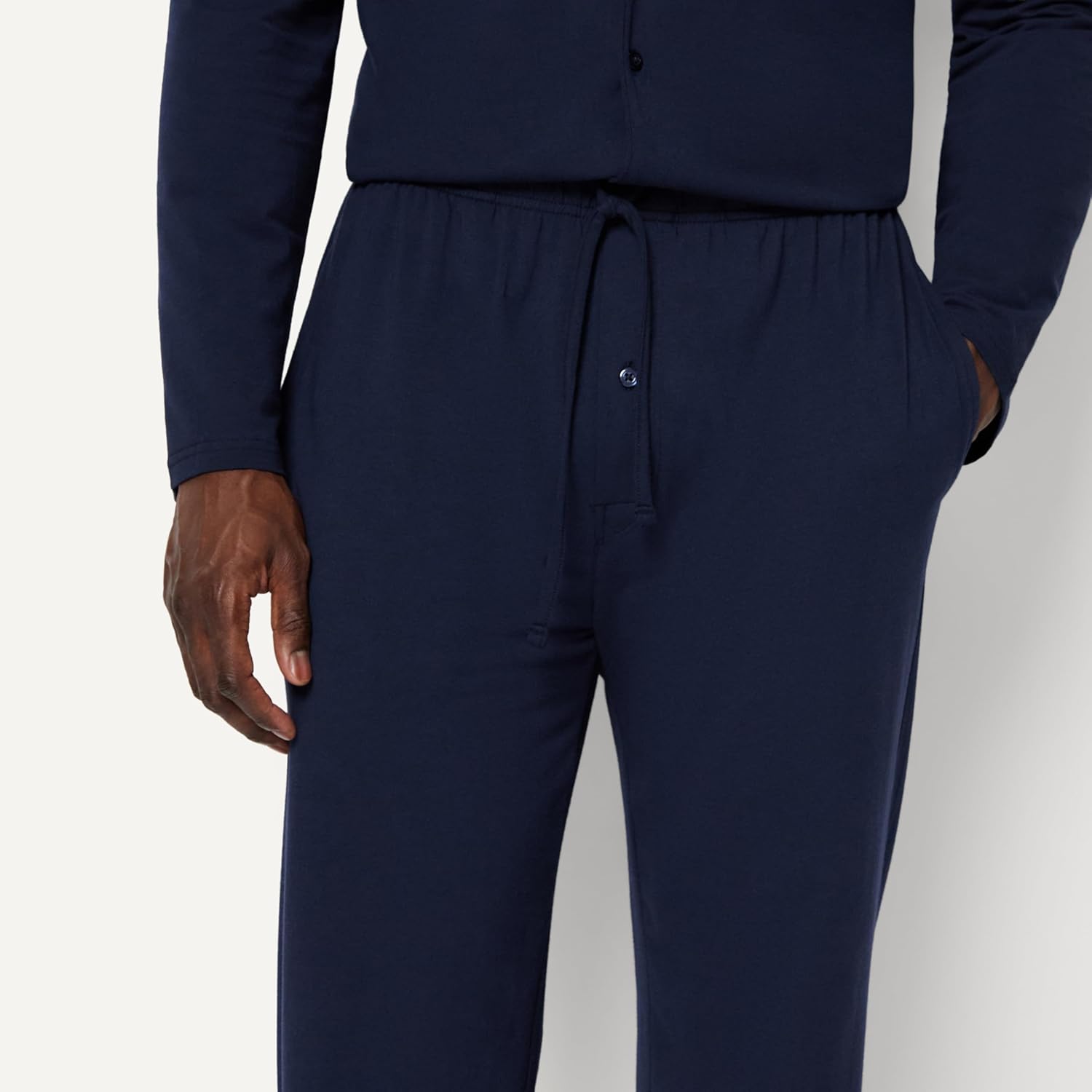Detalle de Amazon Essentials Men's Cotton-Modal Pajama Set: Long Sleeve Top and Pants