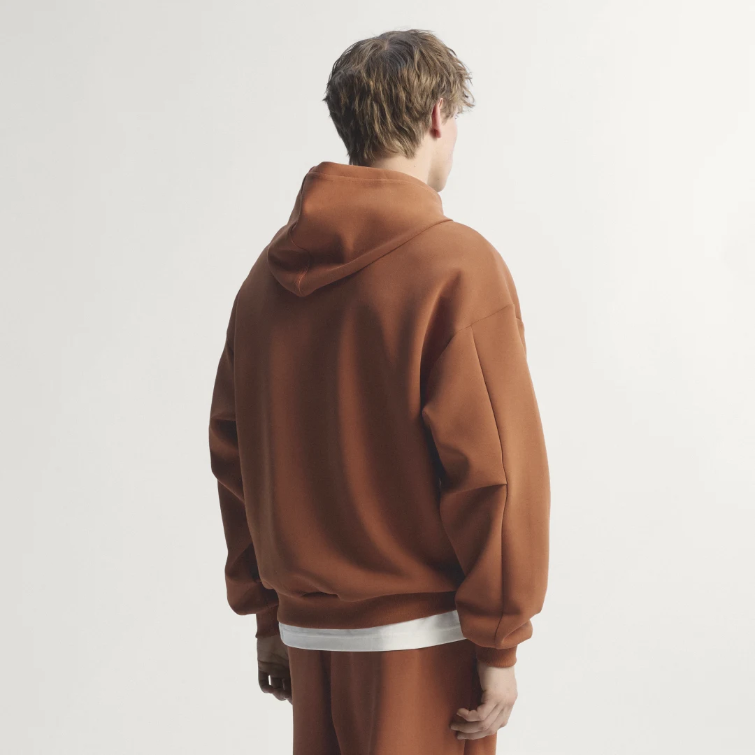 Detalle 2 de Sudadera con capucha Soft Lux de Adidas — color Marrón