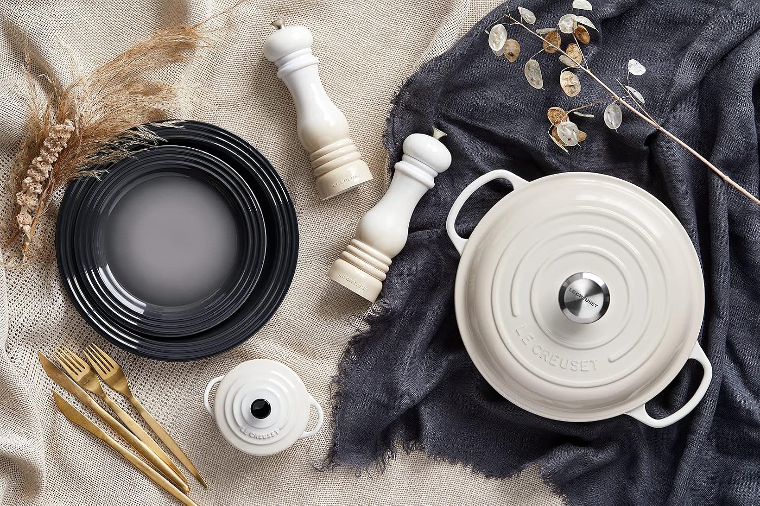 Detalle 2 de Le Creuset Classic Adjustable Pepper Mill Grinder – 21 cm, Meringue