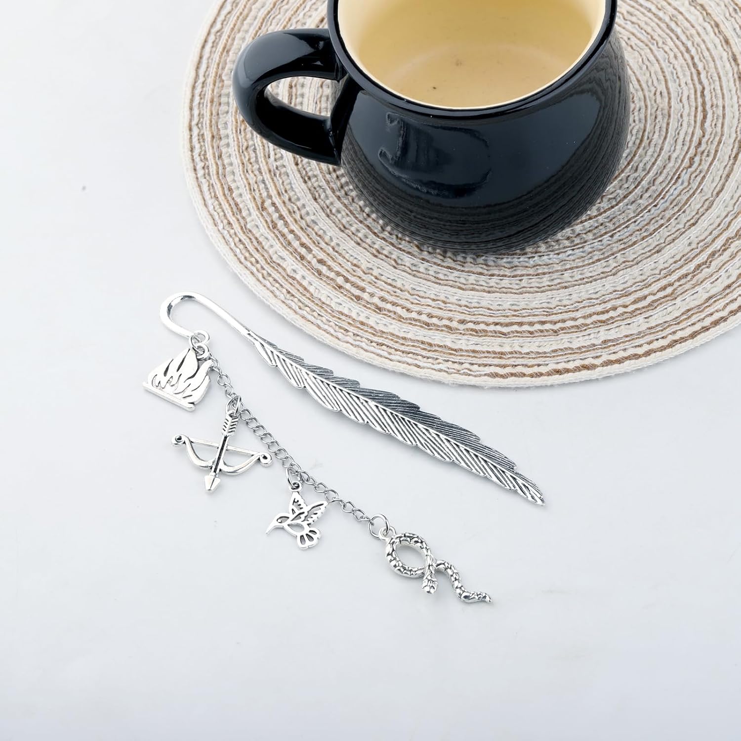 Detalle de KUIYAI Literay Bookmark: A Robust Stainless Steel Book Lover’s Bookmark
