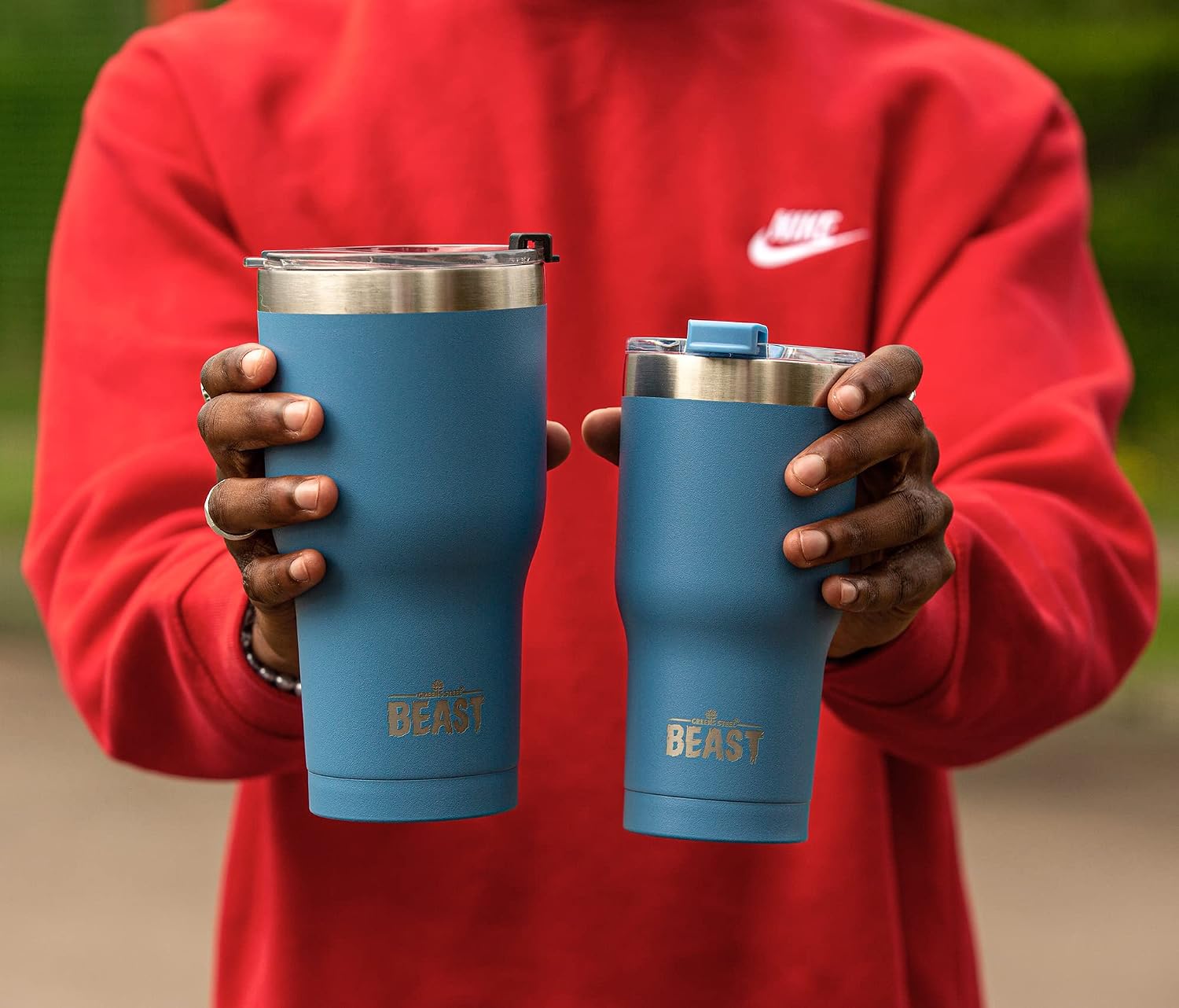 Detalle 1 de BEAST 40oz Travel Tumbler