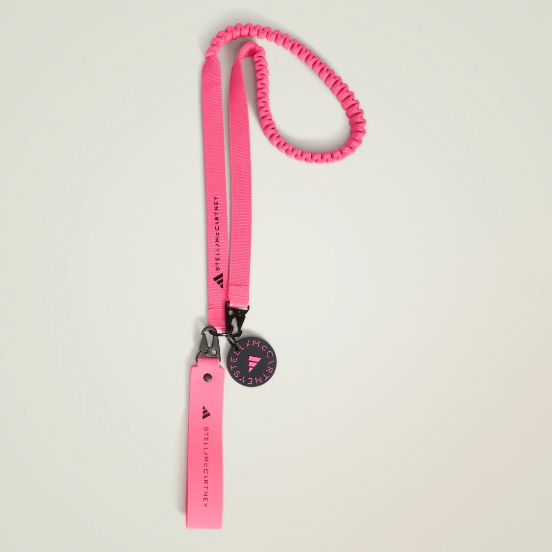 Detalle de Colgante adidas by Stella McCartney – Rosa