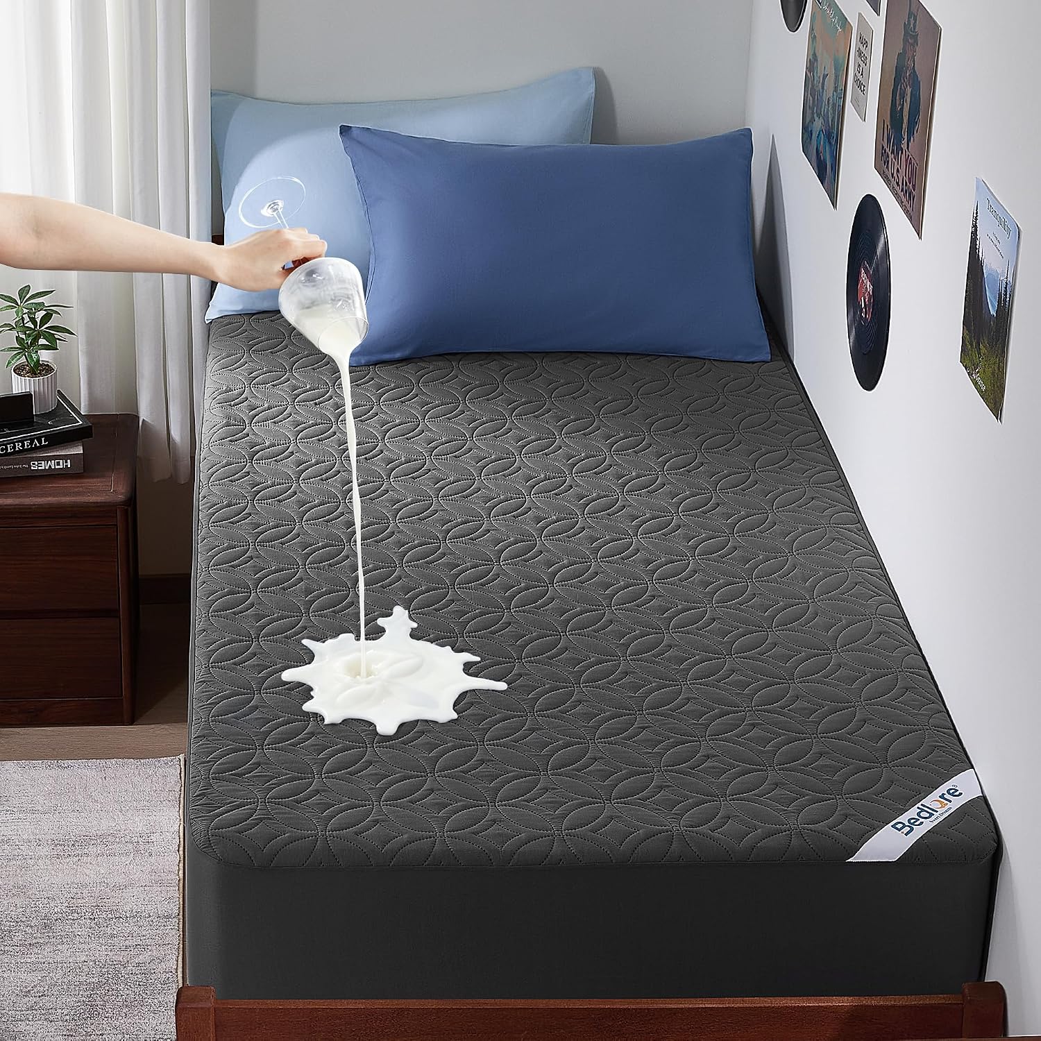 Detalle de BEDLORE Twin XL Waterproof Mattress Protector, Quilted Brushed Microfiber