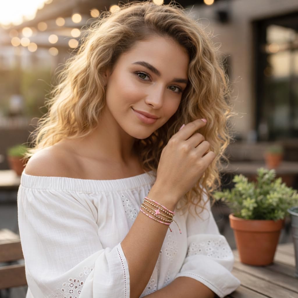 Detalle de EQUBIO Cross Bracelet Stack, 14K Gold-Plated