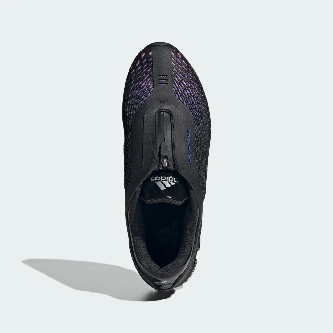 Detalle 2 de Zapatilla Megaride S2 de Adidas: estilo neutro y uso diario con sello de la casa