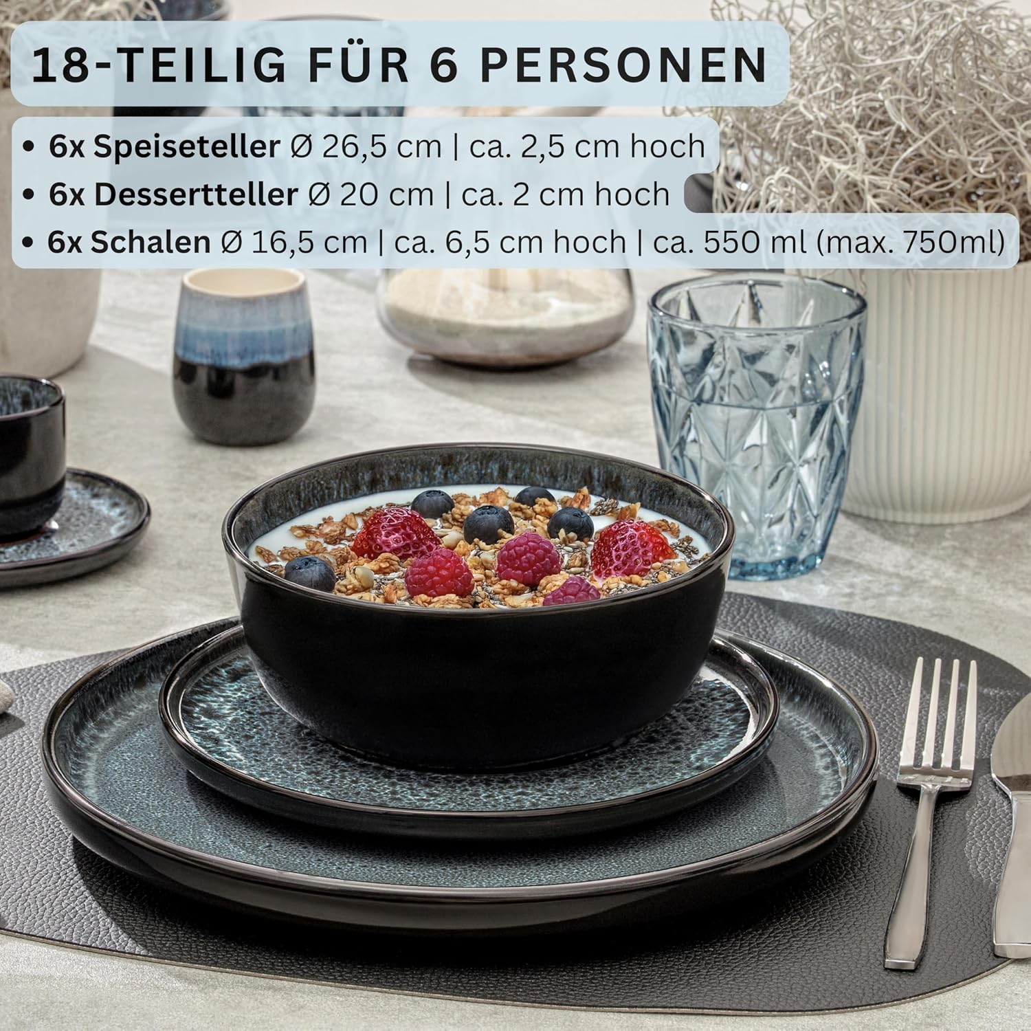 Detalle 2 de SÄNGER Manila 18-tlg. Steingut-Geschirrset, blau mit schwarzem Rand – Teller-Set für 6 Personen