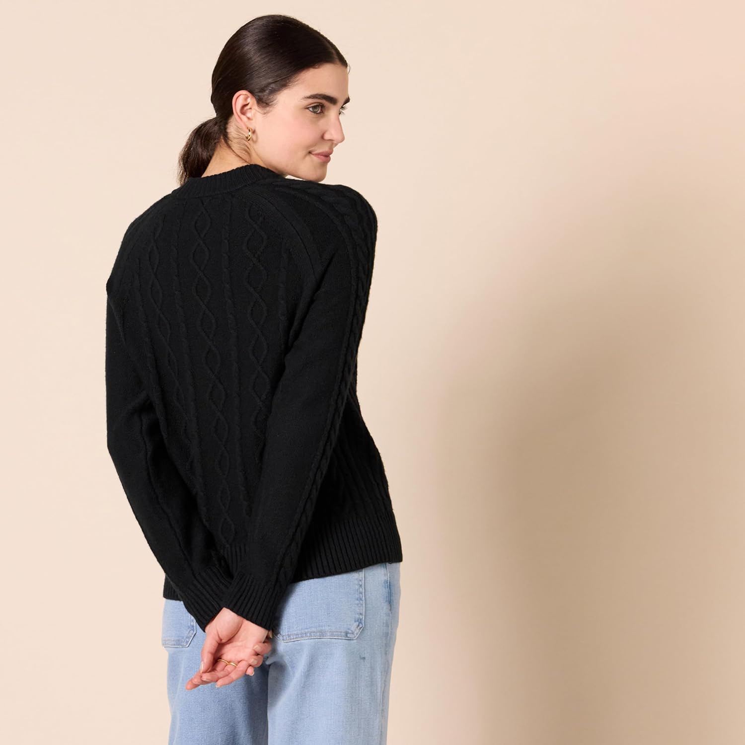 Thumbnail 2 de Damen Pullover mit Zopfmuster von Amazon Essentials – runder Halsausschnitt für kühles Wetter