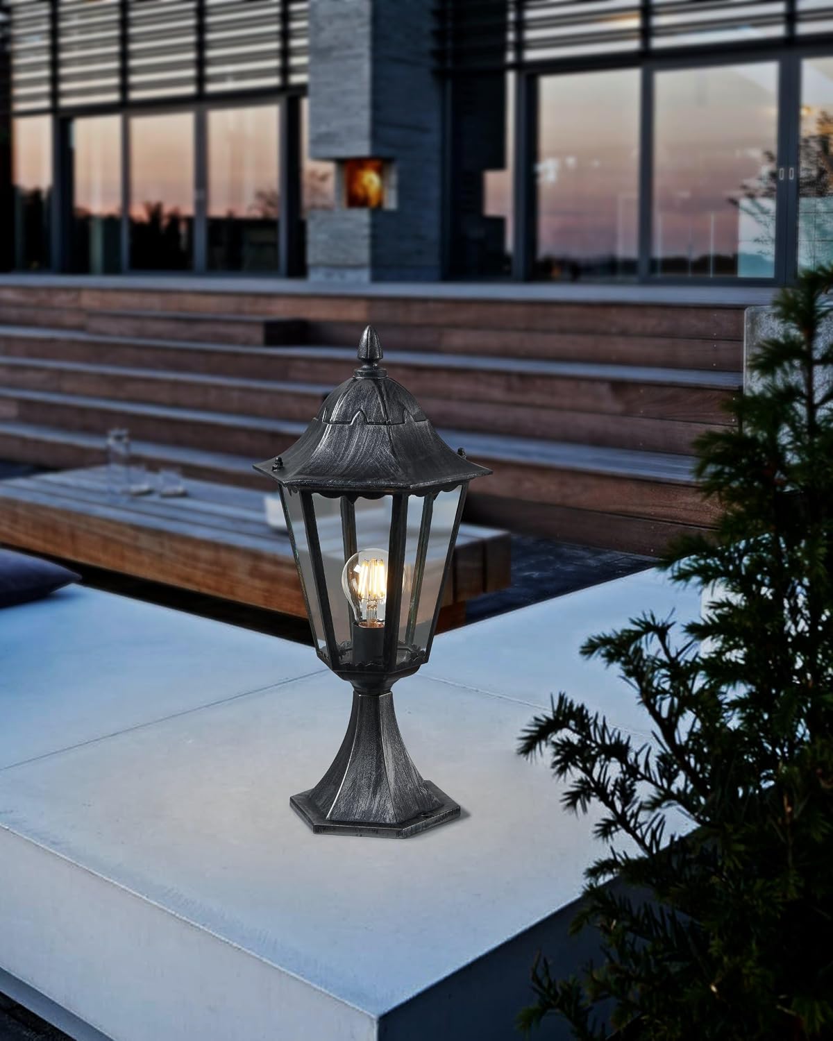 Detalle de EGLO NAVEDO 93462 – lampa słupkowa E27, IP44, odlew aluminiowy