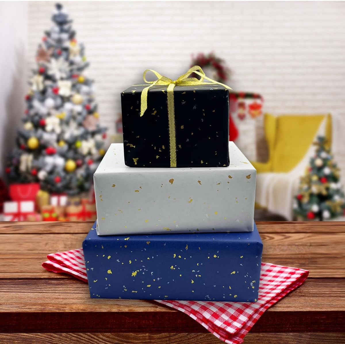 Detalle de 3 Rolls Birthday Gift Wrapping Paper (43cm x 3m) in Christmas Blue, White & Black – gift wrap for birthdays, parties and weddings