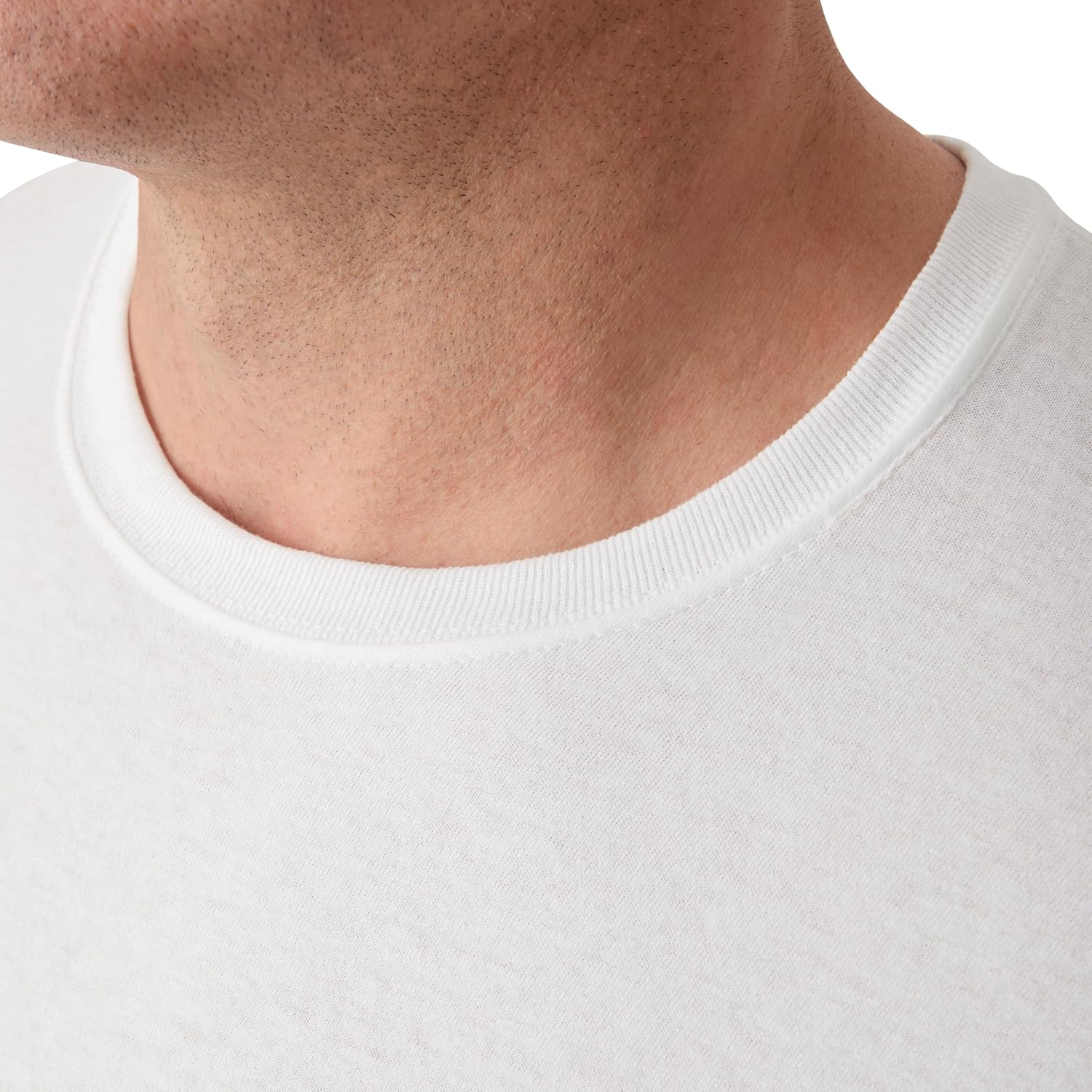 Detalle de Hanes Men's Undershirt Packs: Stay-Tucked Soft Cotton, Classic Fit