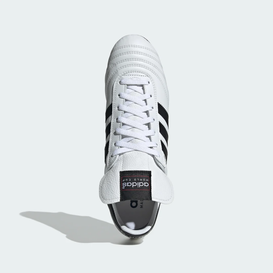 Thumbnail 2 de Bota de fútbol World Cup de Adidas: simplicidad clásica para el césped