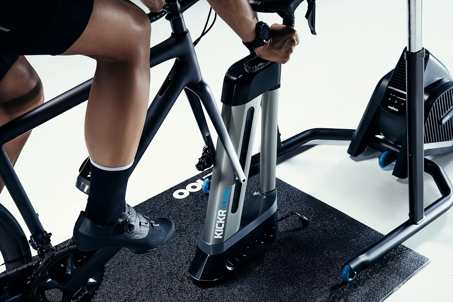 Detalle de Wahoo Fitness Kickr Climb Hill Climbing Simulator 🧗