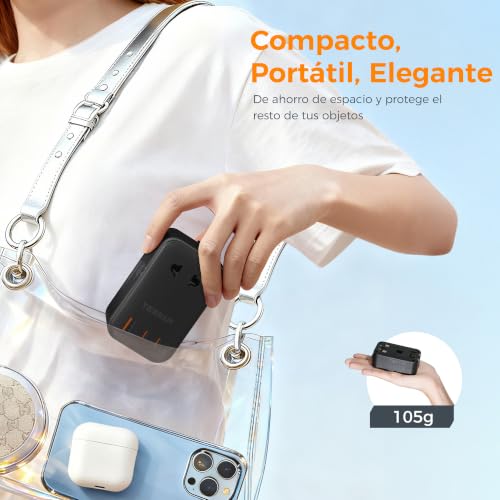 Detalle de Adaptador Enchufe Universal Plano TESSAN 4 en 1 con 2 puertos USB-C y USB-A