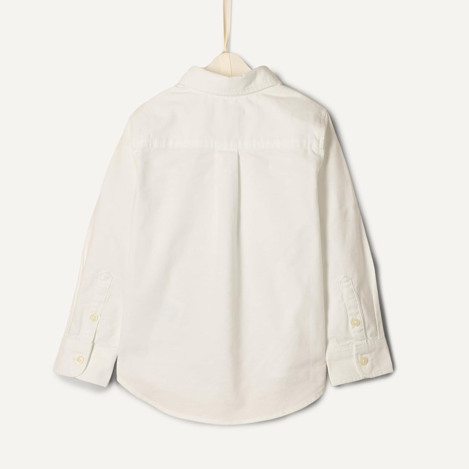 Detalle 2 de Amazon Essentials x Sofia Grainge Toddler and Baby Boys' Stretch Oxford Collar Shirt