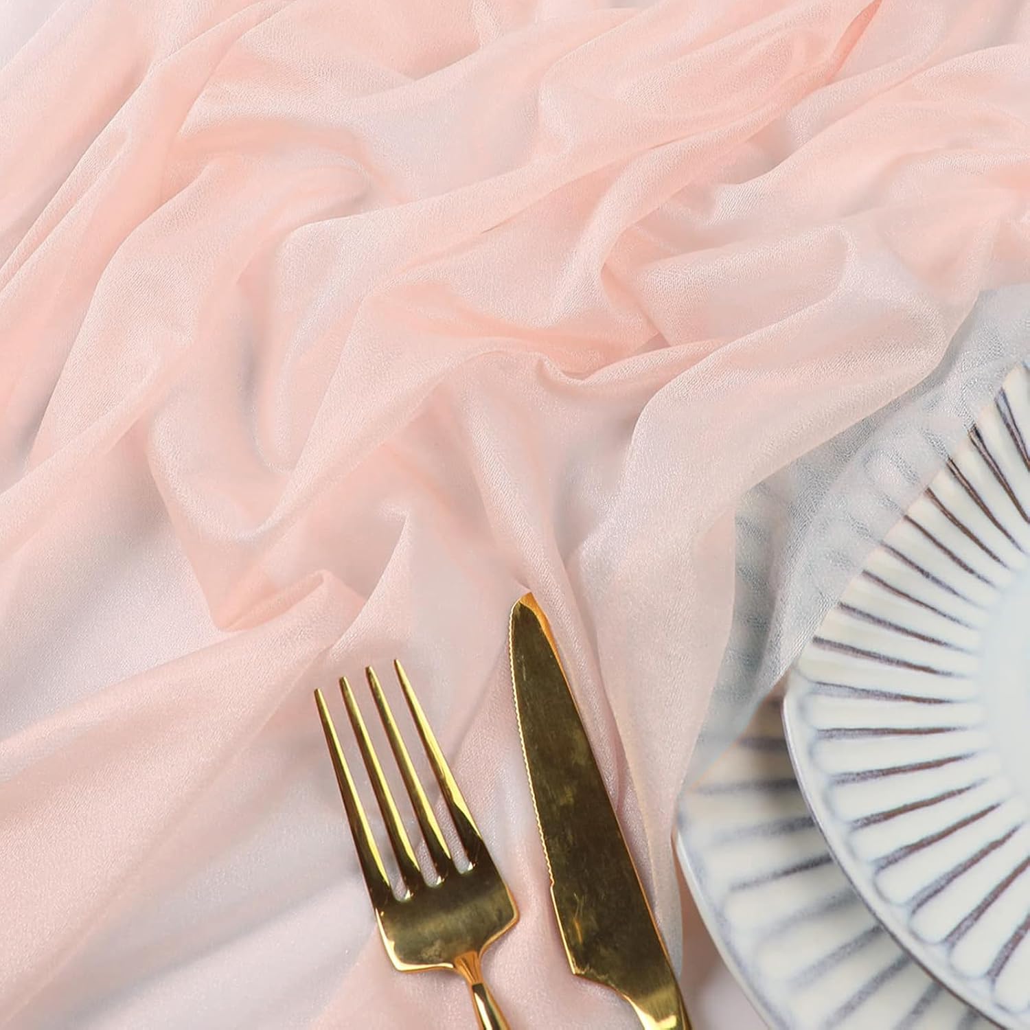 Detalle 1 de Foatcox ZQ122 lichtroze chiffon tafelloper van polyester, 77 x 300 cm