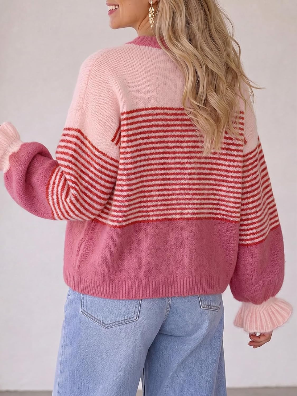 Detalle 2 de Saodimallsu Striped Button-Front Cardigan with Color Blocking and Ruffle Cuffs