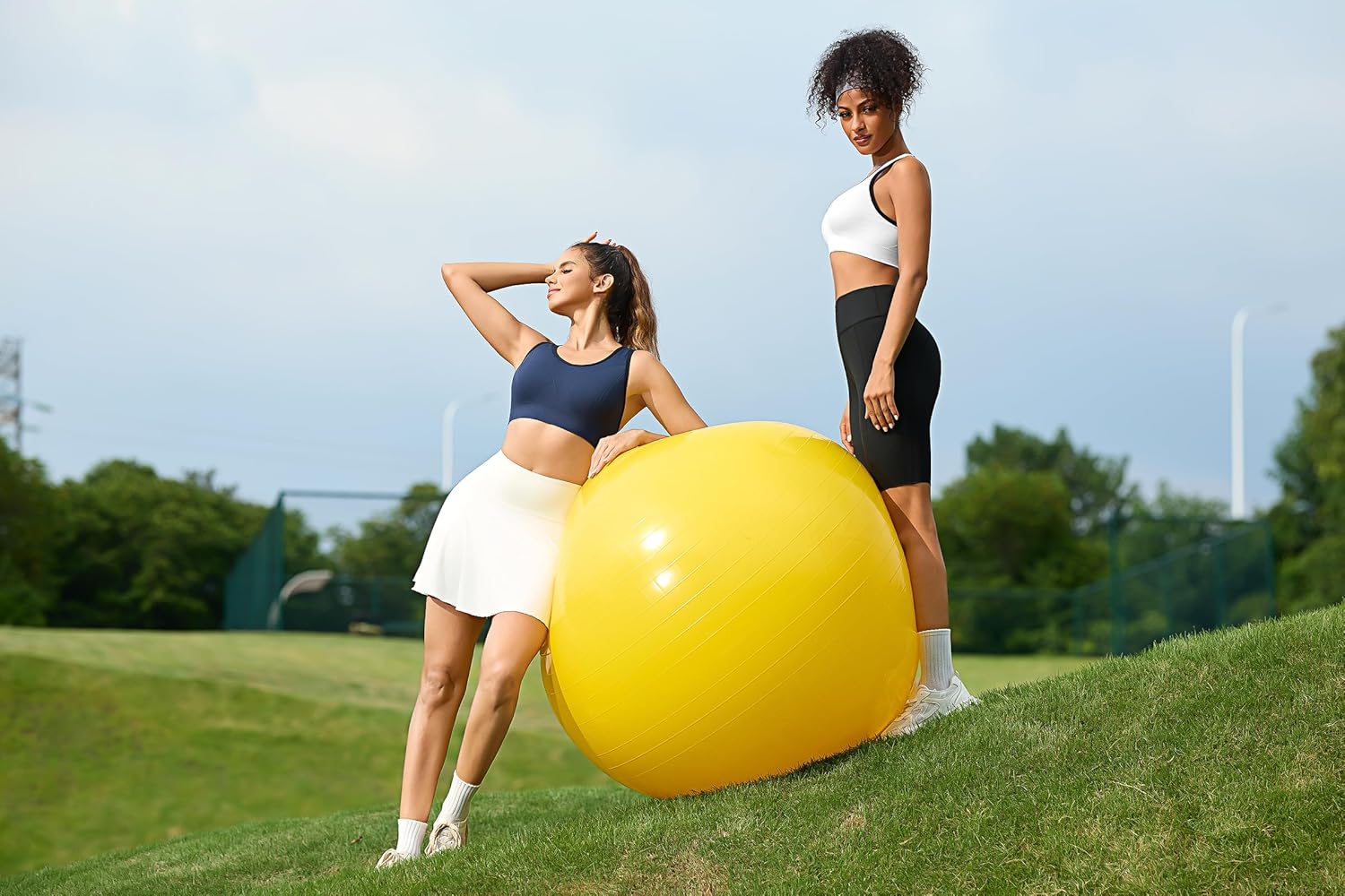 Thumbnail 3 de Sykooria Brassière Sport Femme – Brassière Yoga avec Coussinets Amovibles et Bretelles Étendues