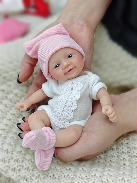 Detalle de MYREBABY Muñeca Reborn de Silicona 7" con Accesorios 👶