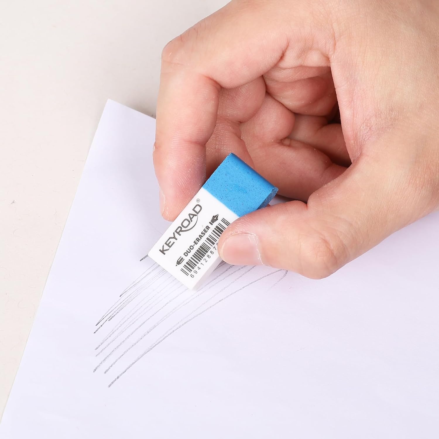 Detalle de KEYROAD KR971645: gomma da cancellare multiuso blu/bianco per matita e penna a sfera