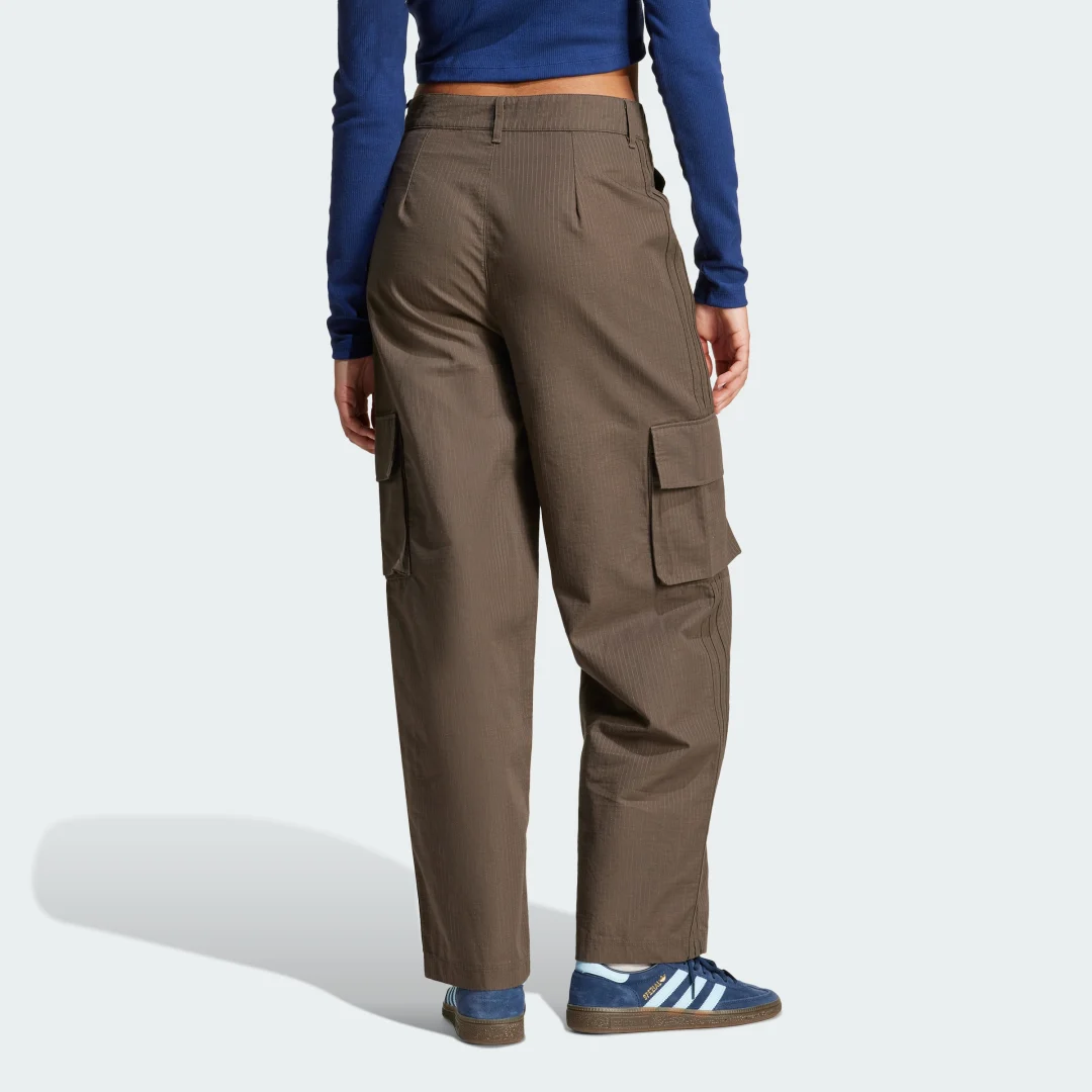 Detalle 2 de Adidas Premium Essentials Ripstop Cargo Trousers