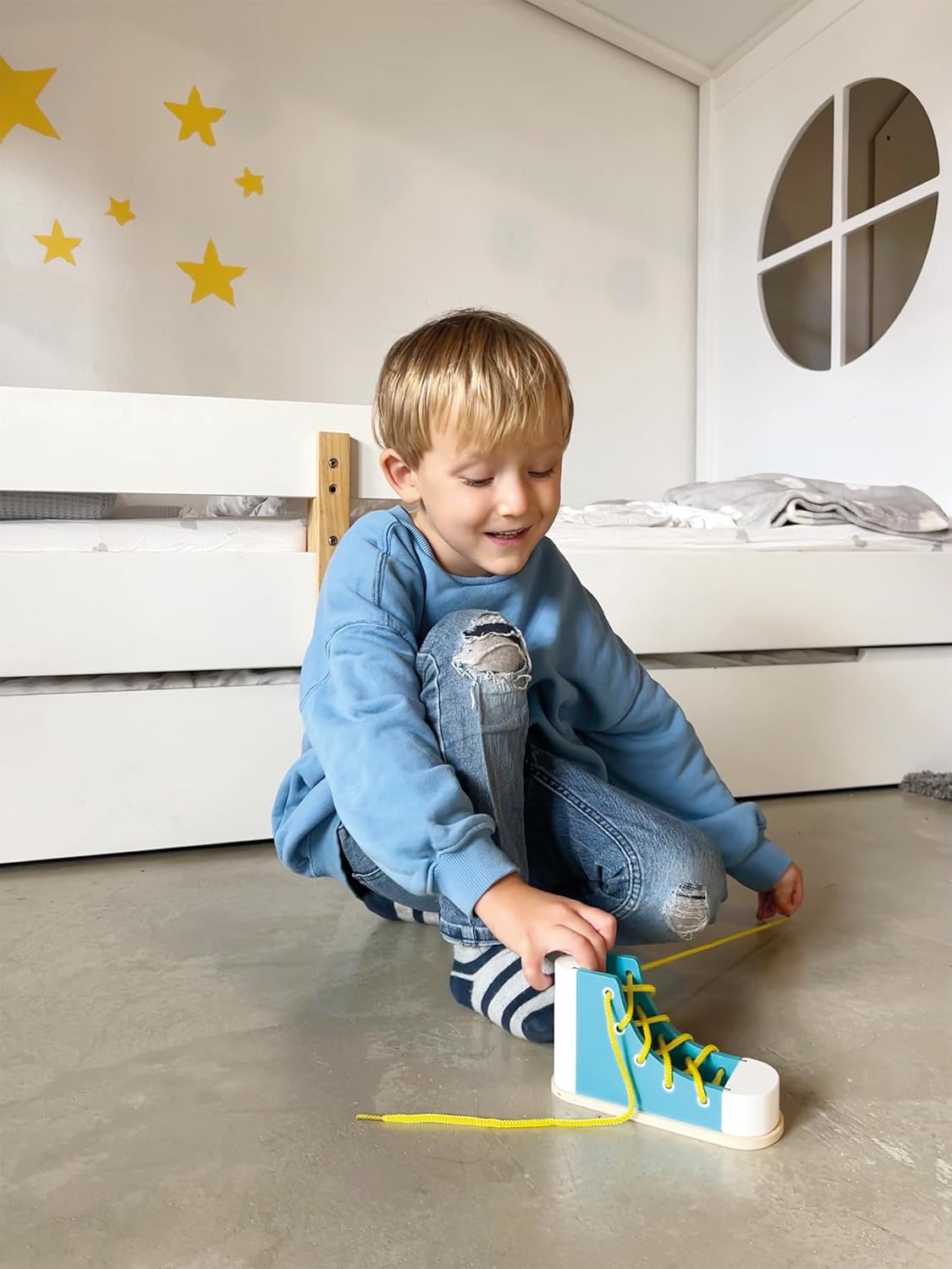 Detalle 2 de Small Foot 6475 — Chaussures à enfiler colorées, set de 2 (à partir de 3 ans)
