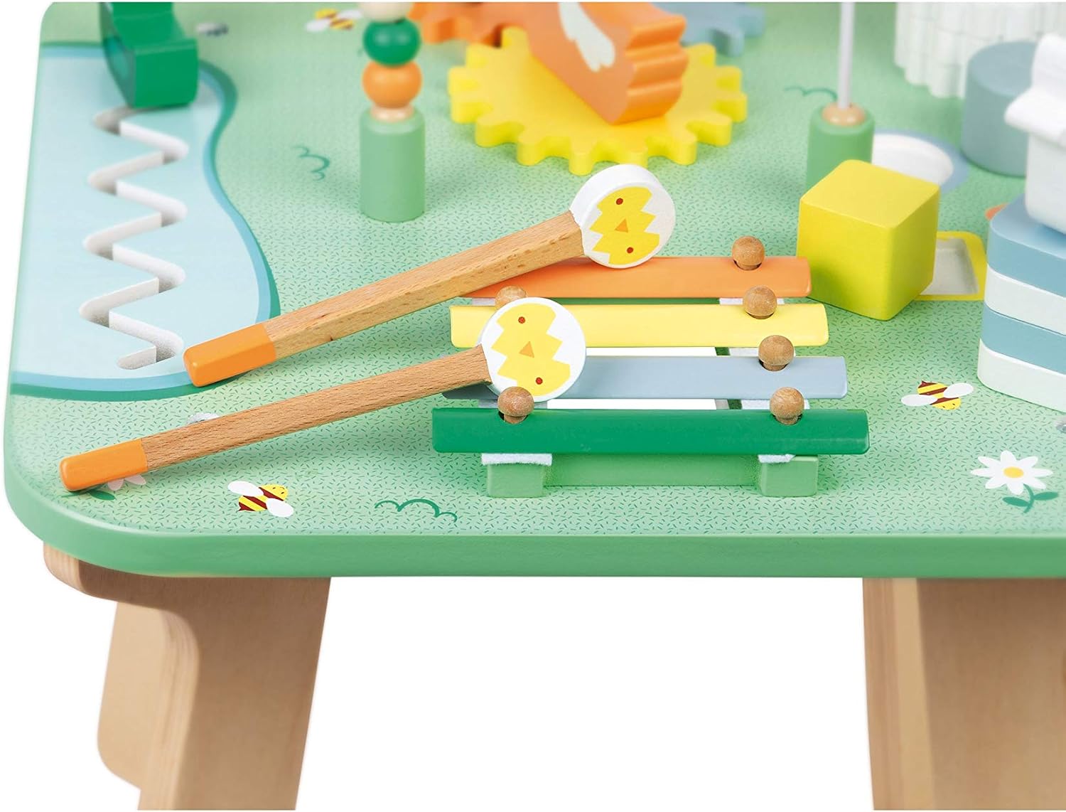 Detalle de Janod J05327 Jolie Prairie houten activiteitentafel met 7 activiteiten