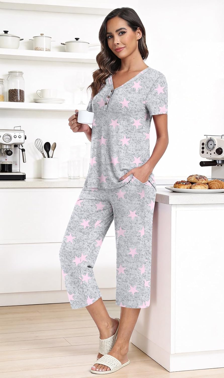 Detalle de Anyally Women's Pajama Set: Summer 2-Piece Short Sleeve Top + Capri Pants with Pockets