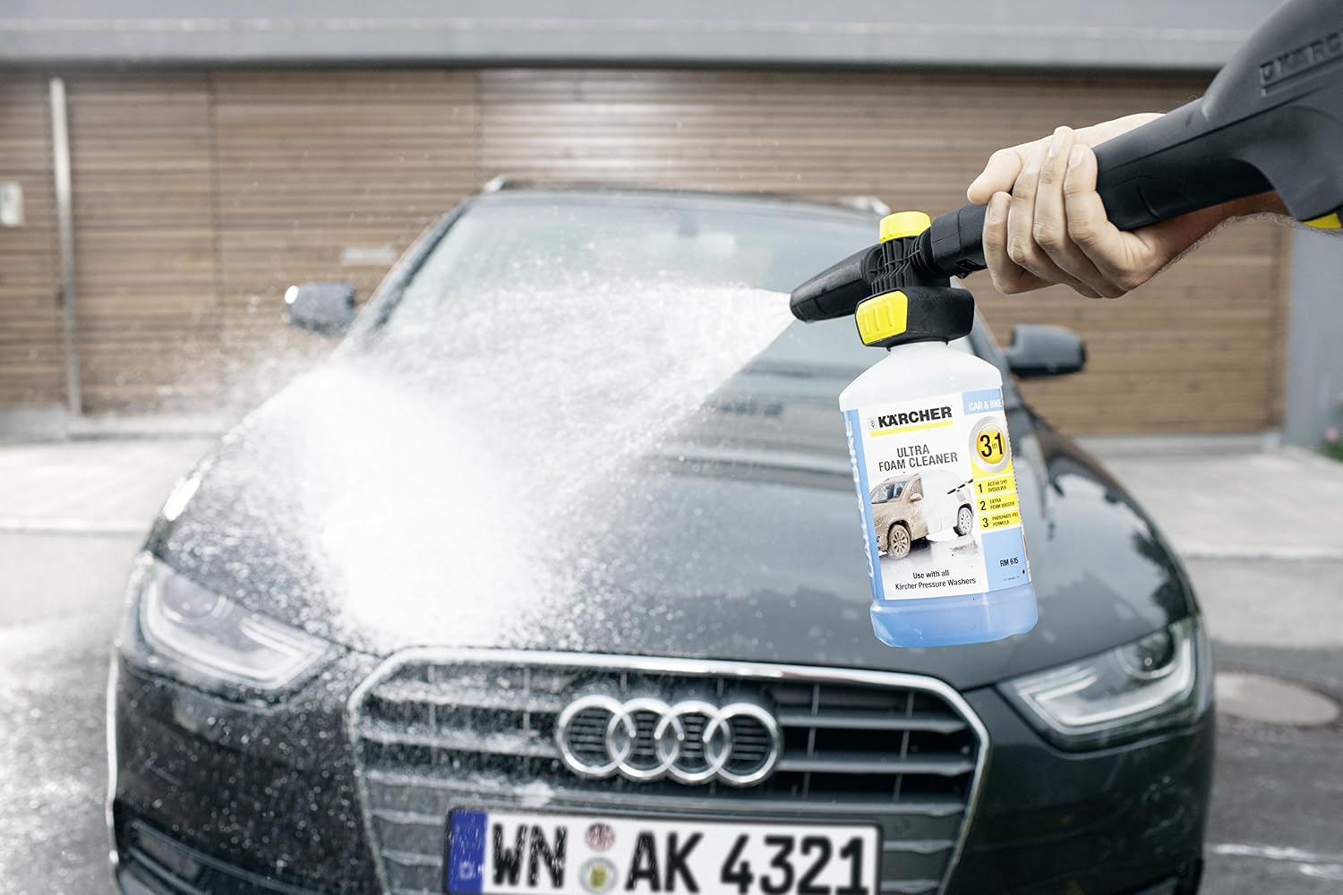 Detalle de Kärcher FJ10C Connect ‘n Clean foam nozzle accessory (Quick change) for high-pressure foamer up to 180 bar