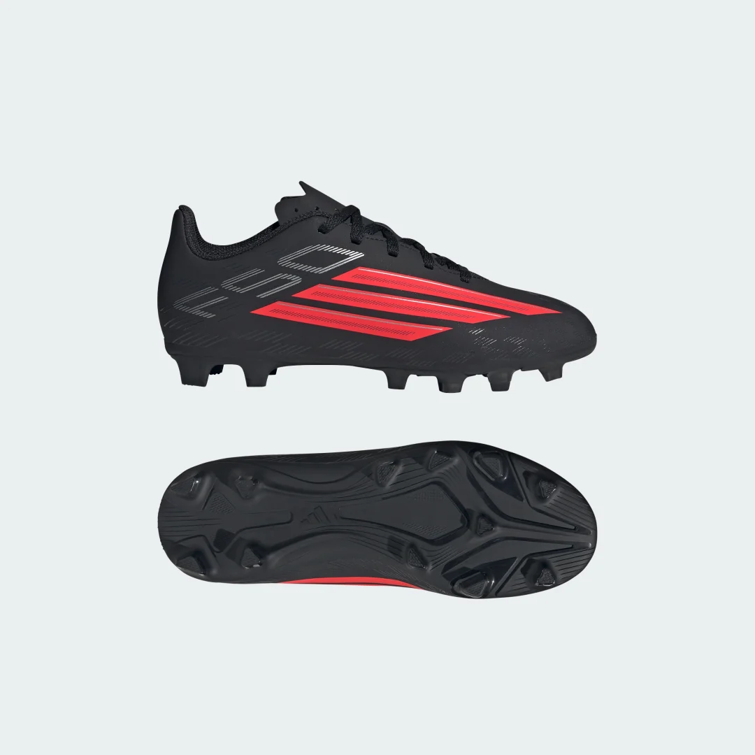 Detalle de Botas de fútbol F50 CLUB para césped natural seco/multisuperficie (infantil) – Adidas