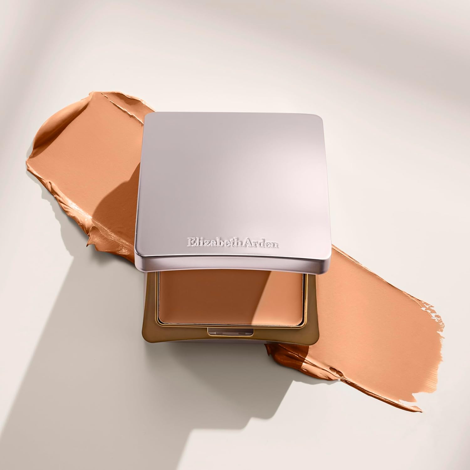 Thumbnail 2 de Elizabeth Arden Flawless Finish Sponge-On Cream Makeup - Fond de teint compact Haute couvrance, fini lumineux