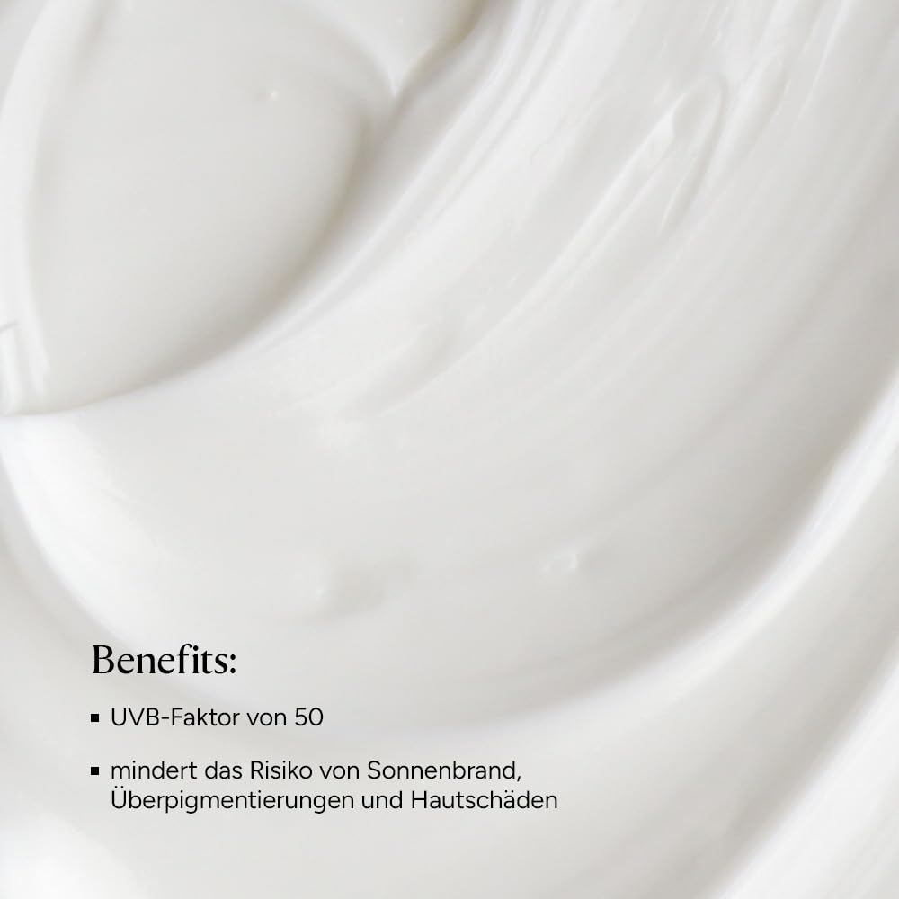 Detalle 2 de JUNGLÜCK Sonnenfluid Gesicht SPF 50 (vegan) – leichtes Breitspektrum-Fluid ohne Weißeleffekt