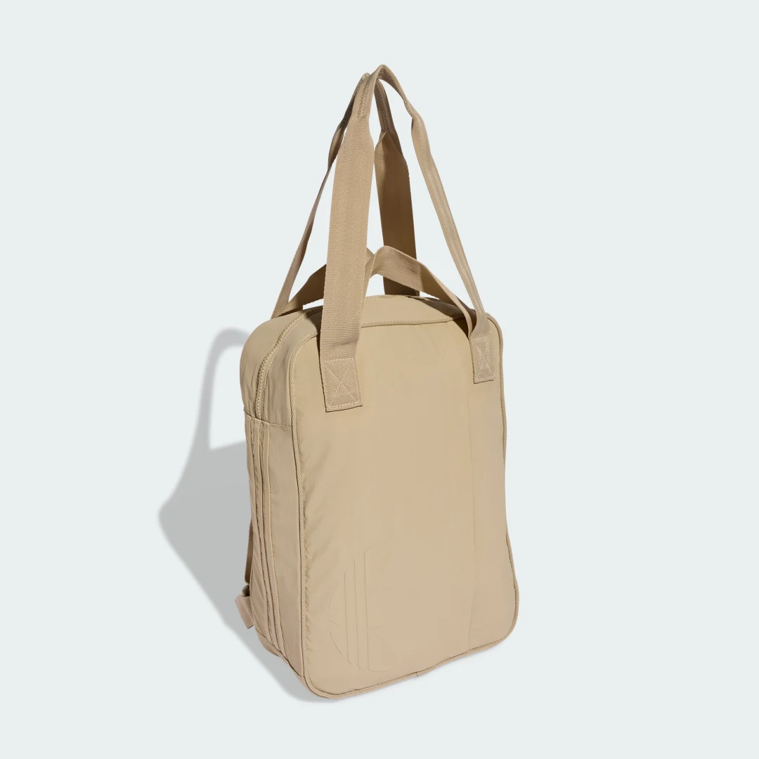 Detalle de Adidas Mochila beige para el día a día