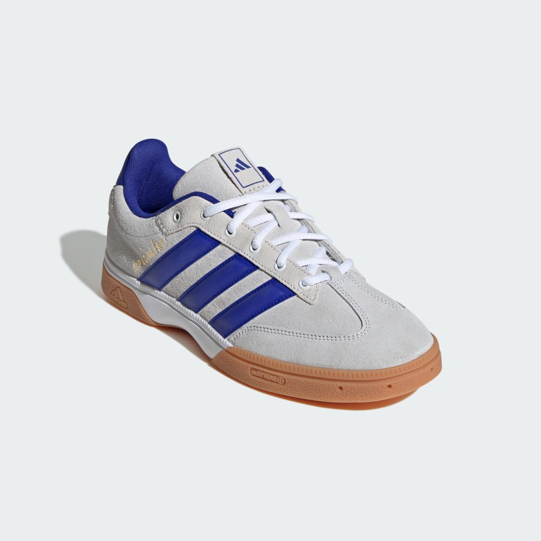 Detalle de Adidas Spezialist Indoor Blanco: zapatilla interior para uso diario