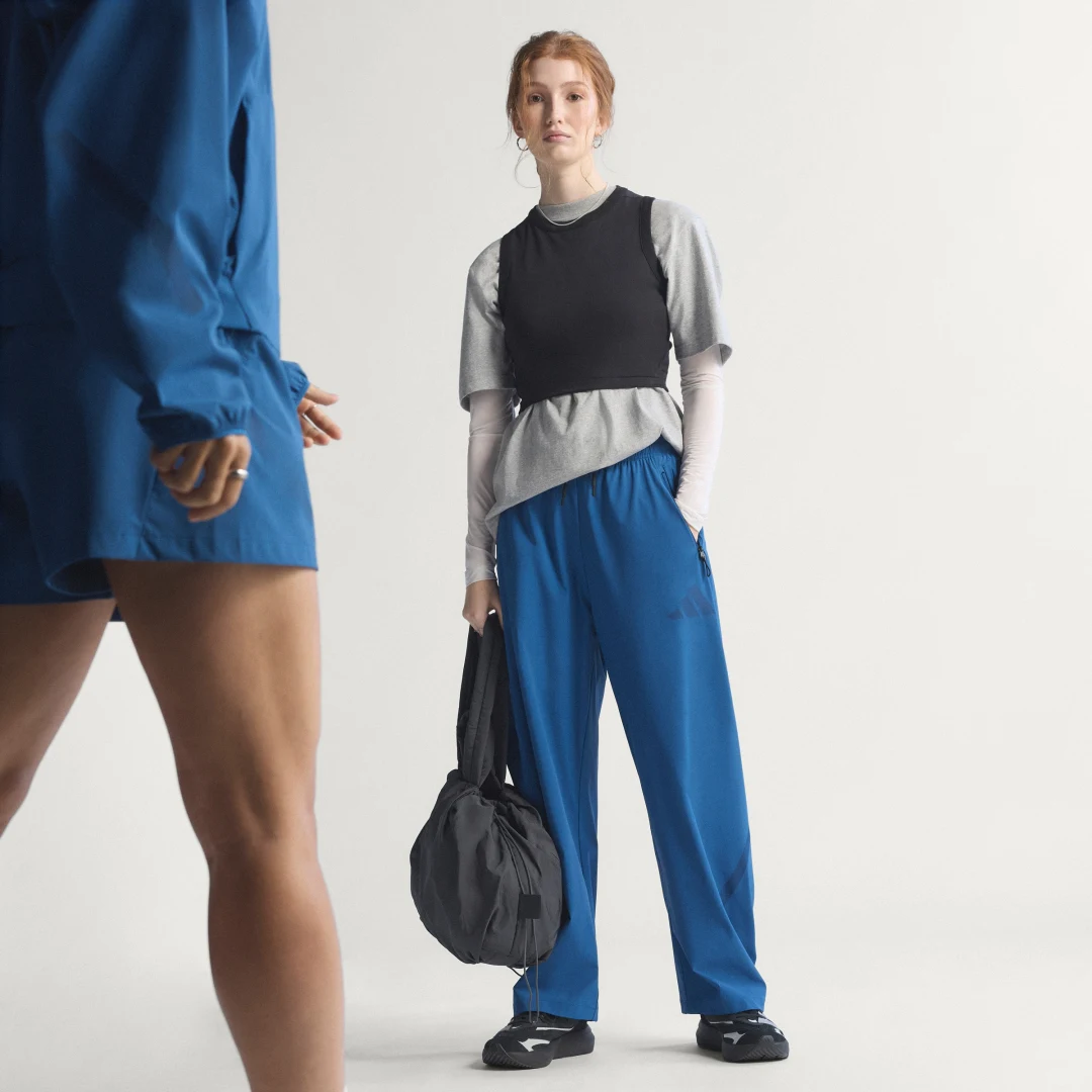 Detalle de Pantalón de tejido técnico Z.N.E. de Adidas: visión clara para uso diario y entrenamiento ligero