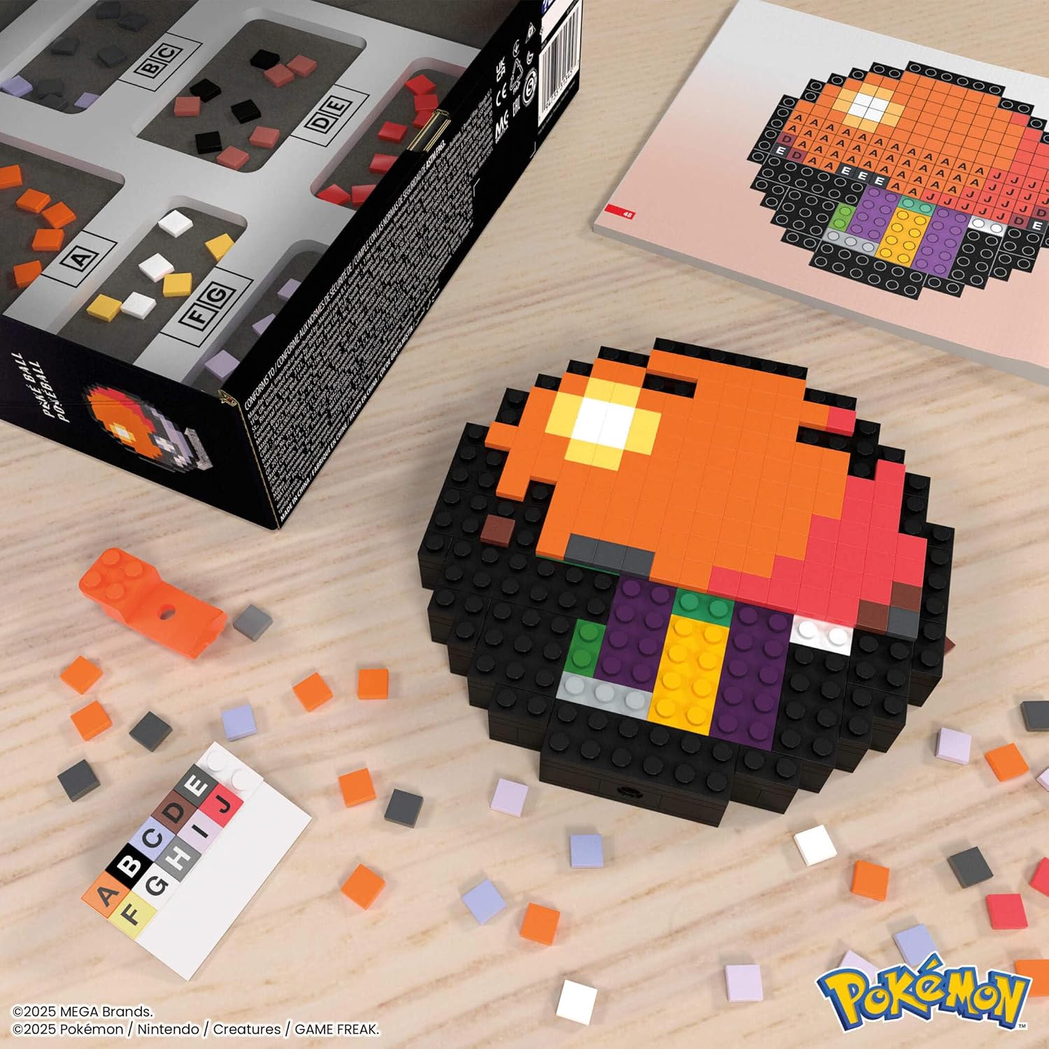 Detalle 2 de JGG71 Mega Pokémon Construcción con Figura y Poké Ball 🧩